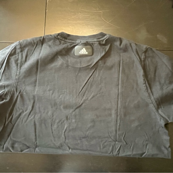 Adidas 2 Youth T-Shirts White with Blue/Grey and Black with Bright Green Symbol - Picture 13 of 13